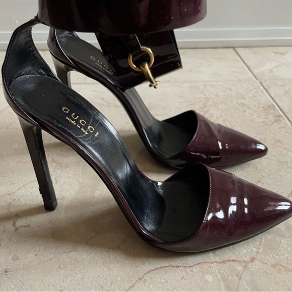 *RARE* Authentic Gucci Burgundy Patent Leather Ursula Ankle Strap Pumps - Picture 4 of 10